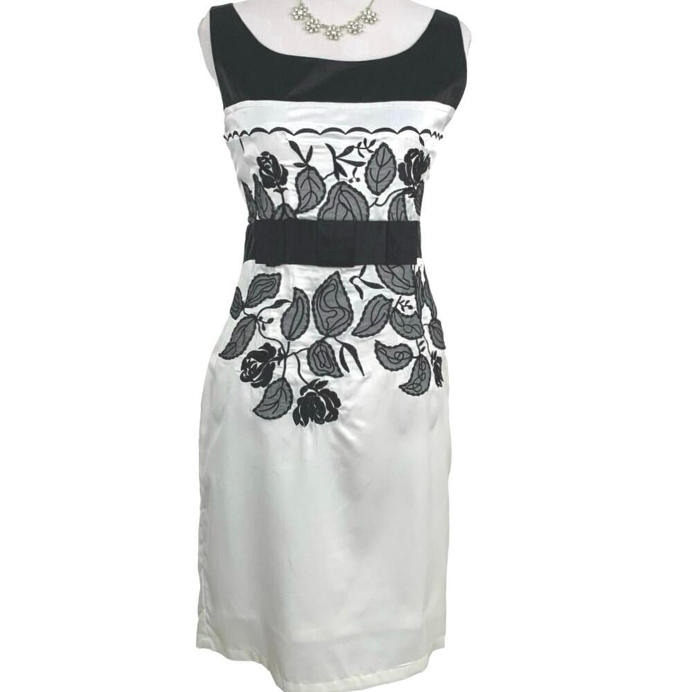 Chloe Ivory Silk Cocktail Mini Dress Wedding Black Embroidered Floral Size 2